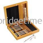 Screw Driver Set of 9 with Anodised Coloured Tips in Wood Box